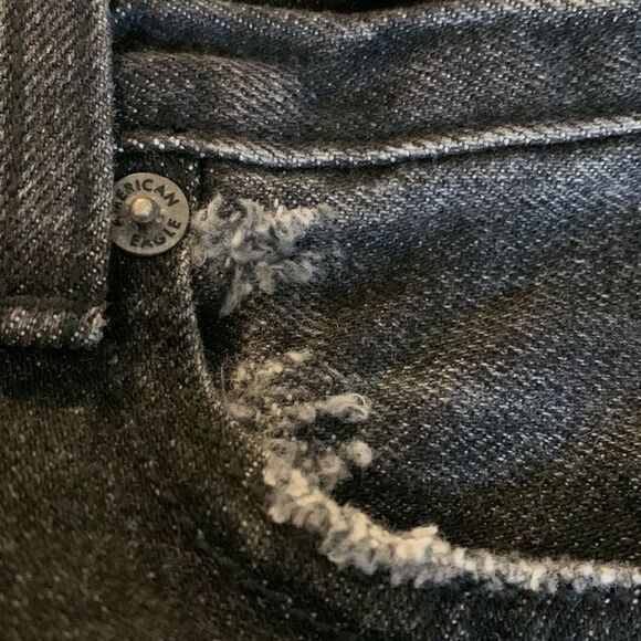 AMERICAN eagle black denim cut off shorts size 00. Faded color five pockets - Picture 6 of 10